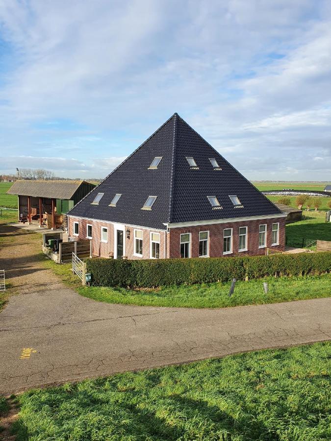 Mathildahoeve Warder Buitenkant foto