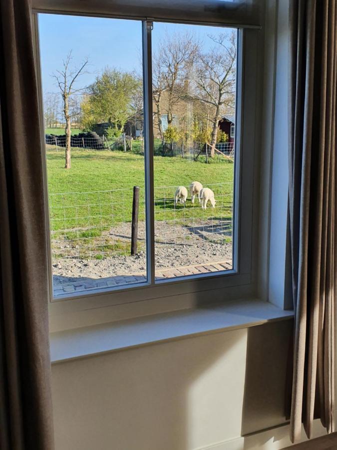 Mathildahoeve Warder Buitenkant foto