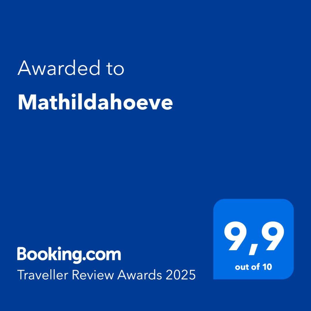 Mathildahoeve Warder Buitenkant foto